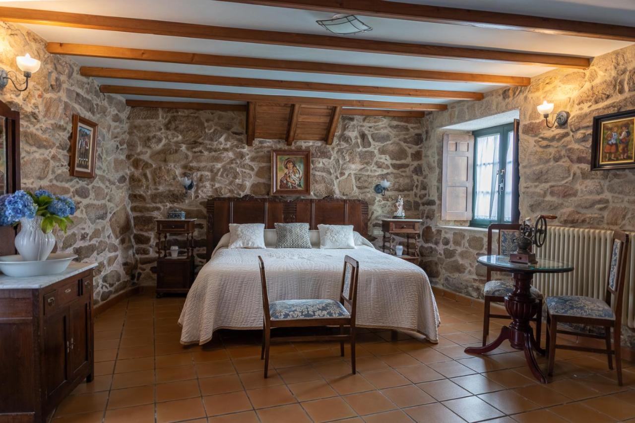 Os Miguelinos Guest House Catoira Exterior photo