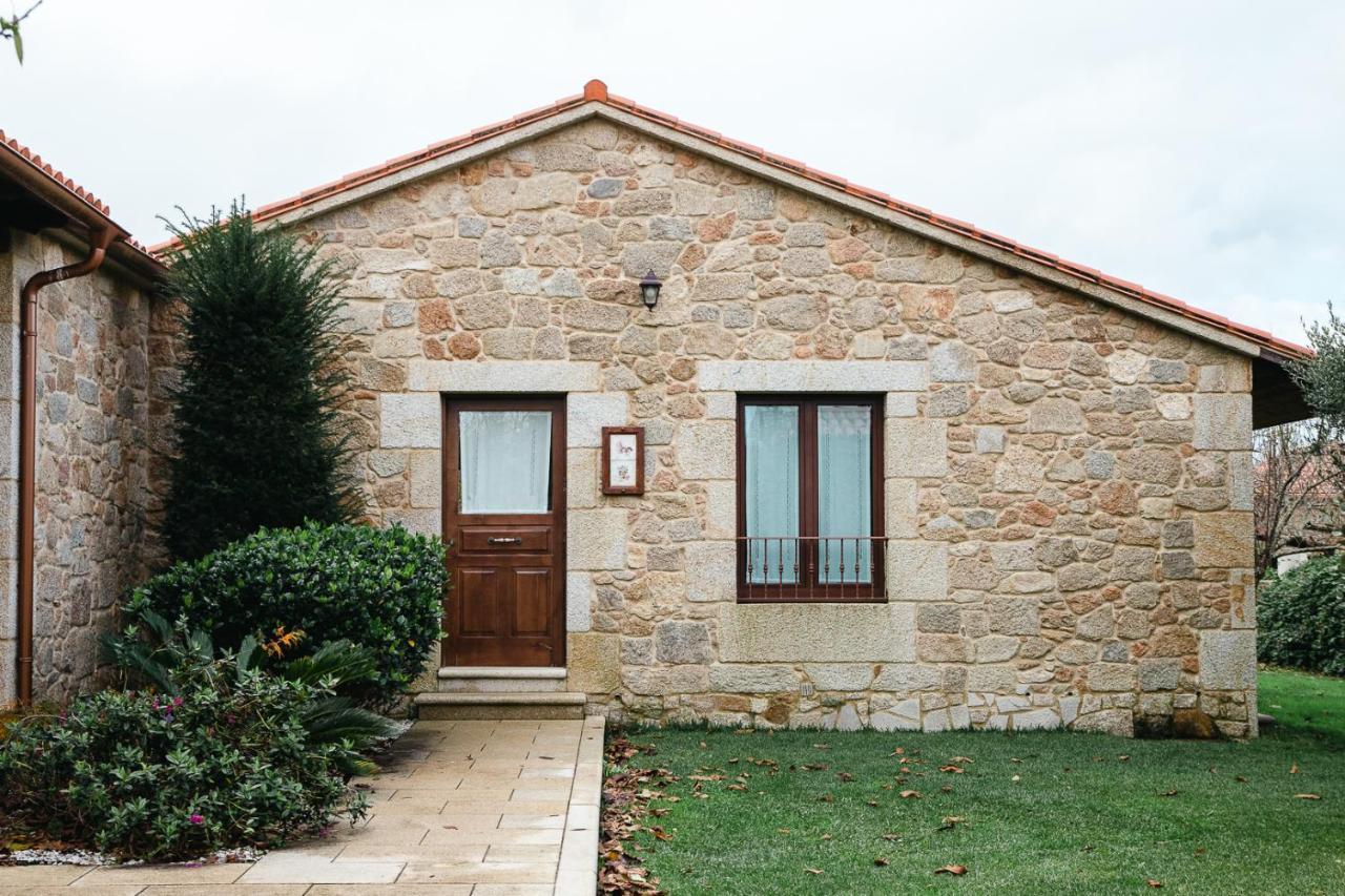 Os Miguelinos Guest House Catoira Exterior photo