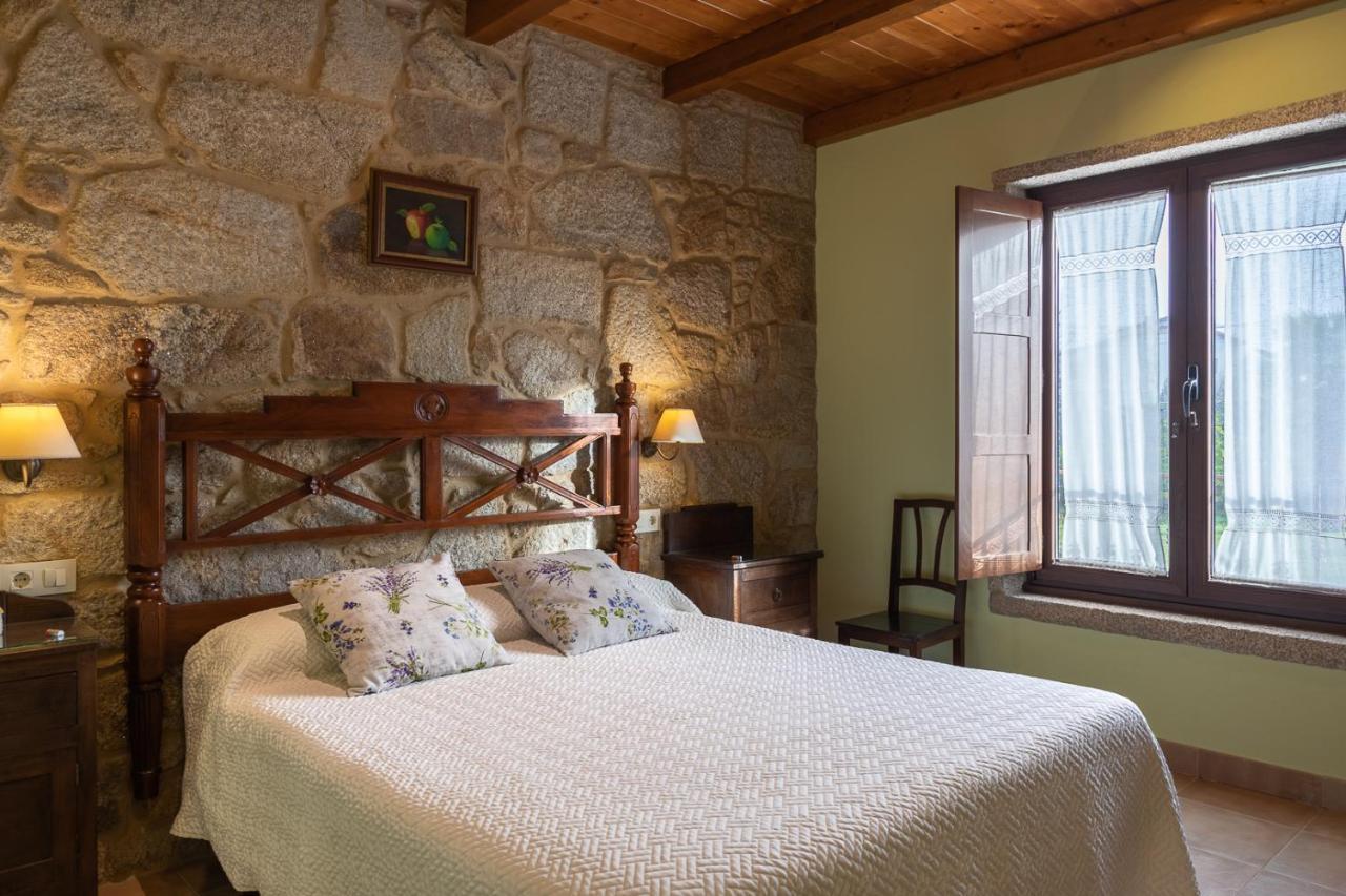 Os Miguelinos Guest House Catoira Exterior photo