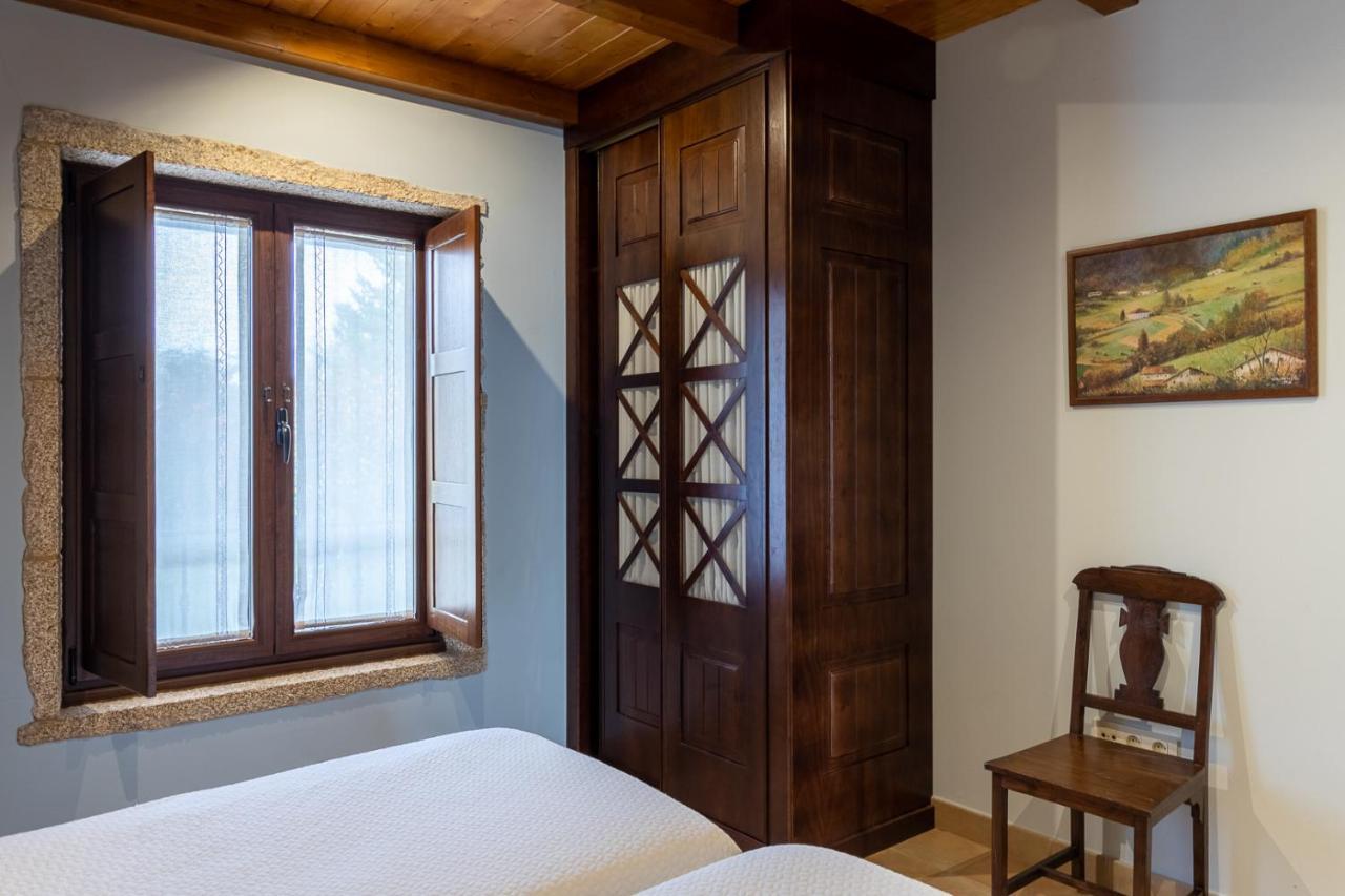 Os Miguelinos Guest House Catoira Exterior photo