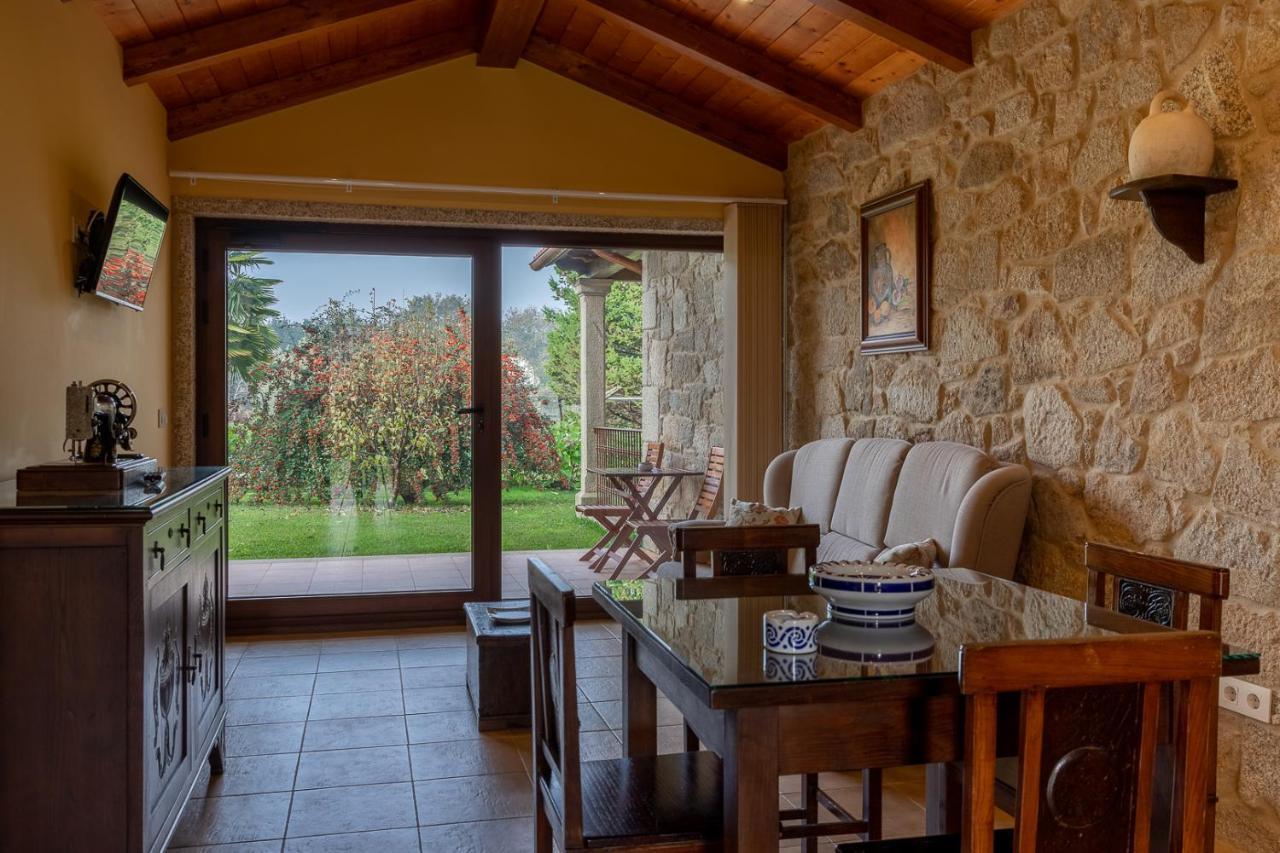 Os Miguelinos Guest House Catoira Exterior photo