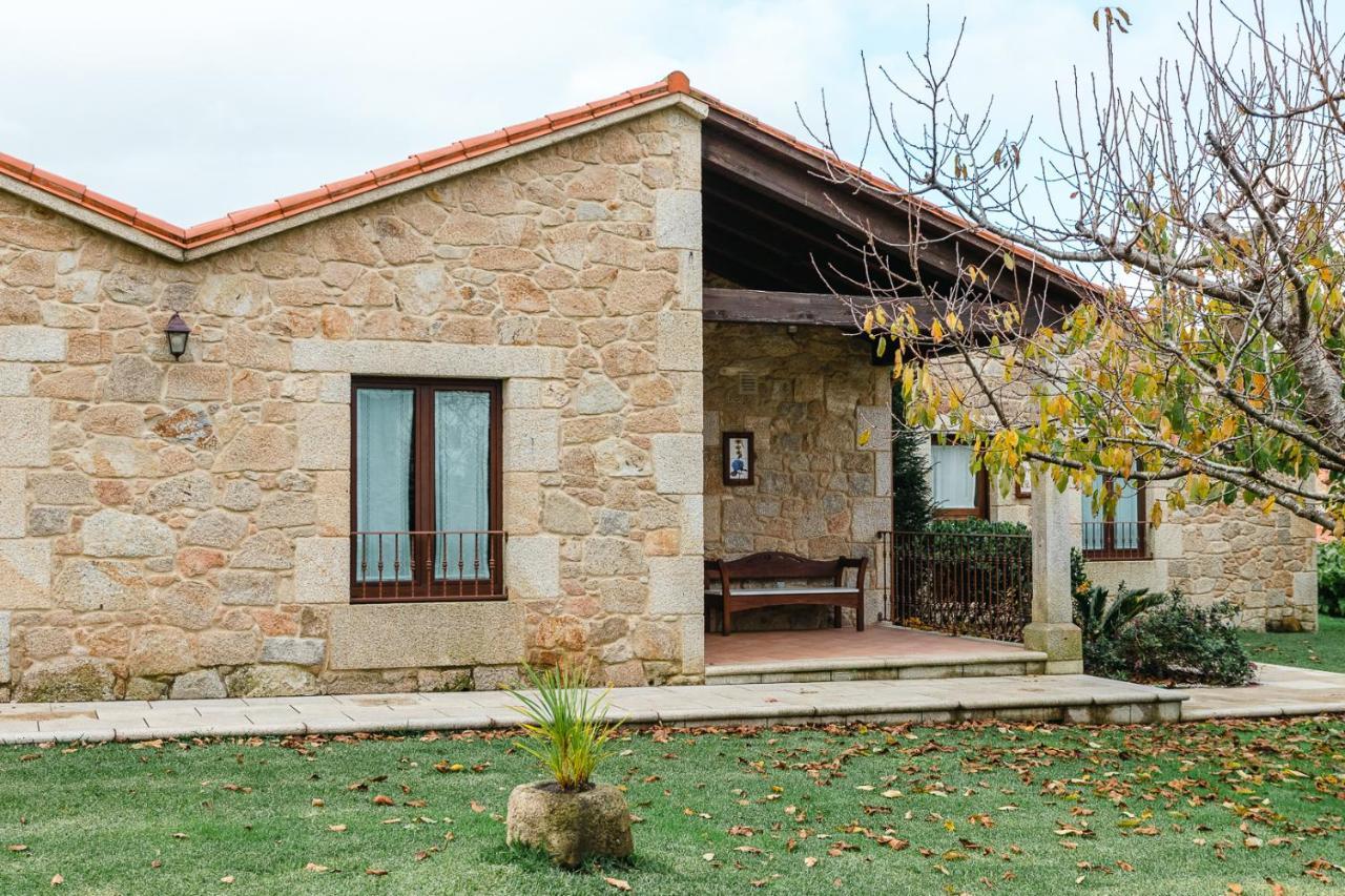 Os Miguelinos Guest House Catoira Exterior photo