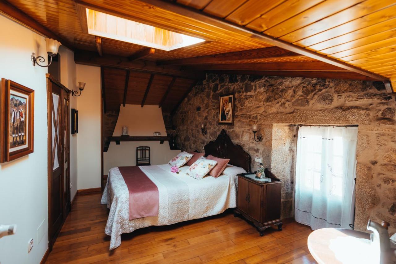 Os Miguelinos Guest House Catoira Exterior photo