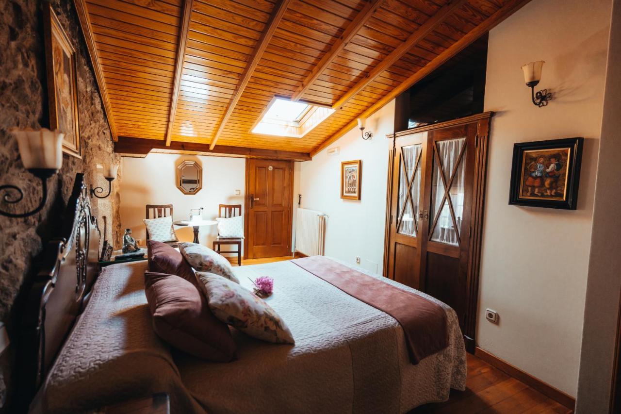Os Miguelinos Guest House Catoira Exterior photo
