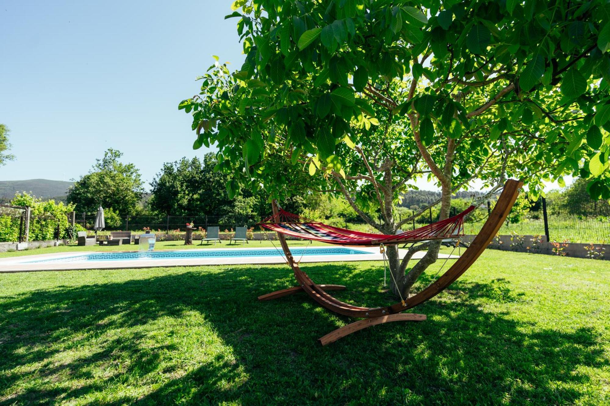Os Miguelinos Guest House Catoira Exterior photo
